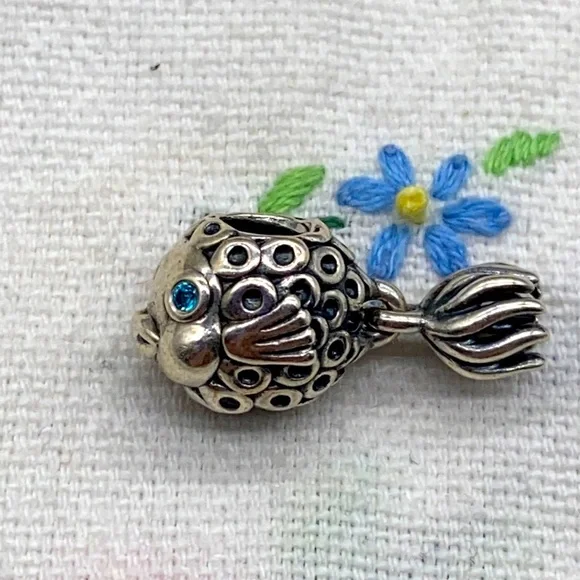 Authentic Pandora bead in sterling silver and accented in blue CZ’s bead🐟 - Picture 1 of 6